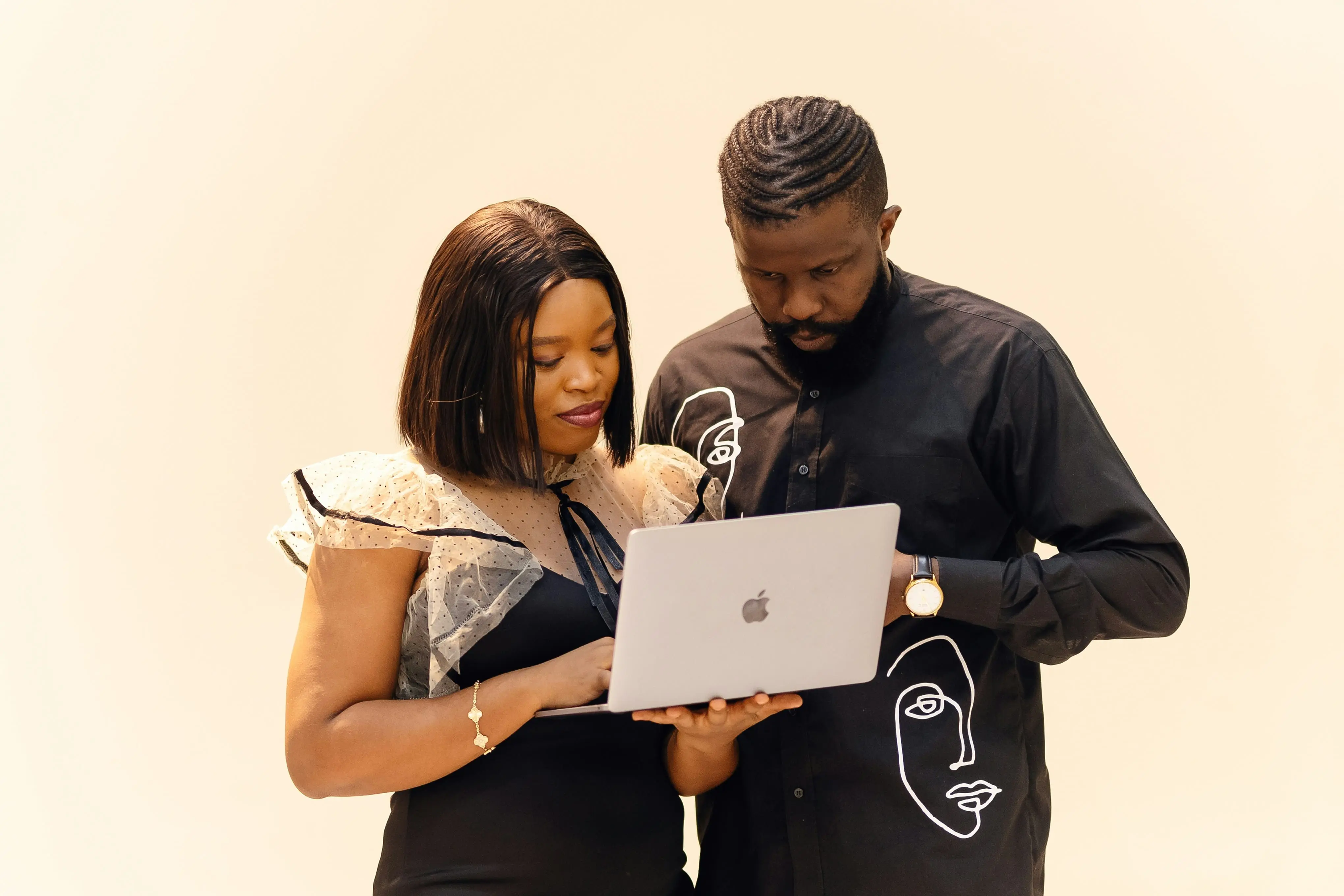 Students learning technology skills in a collaborative environment